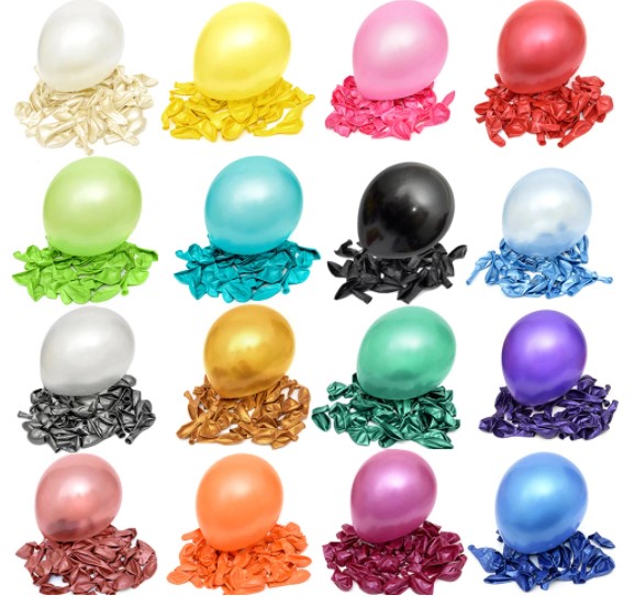 įvairių spalvų balionai